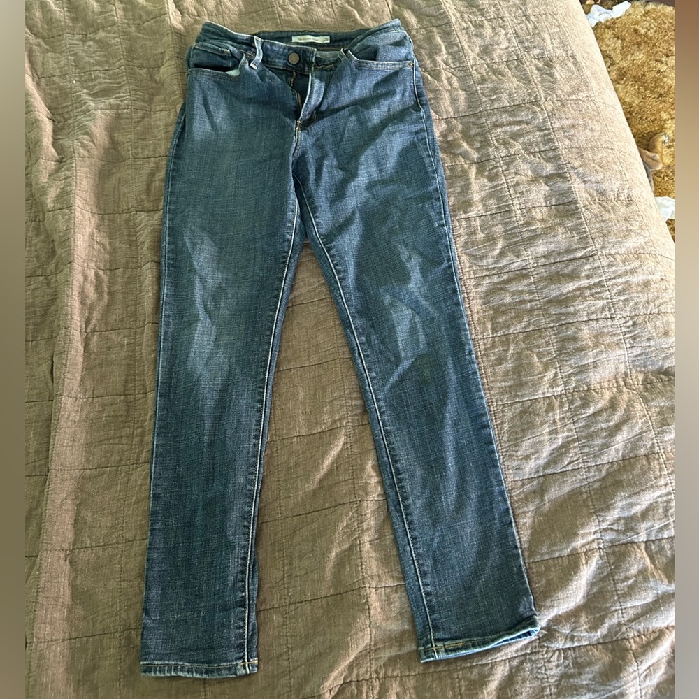 Levi’s 721 High Rise Skinny Jeans